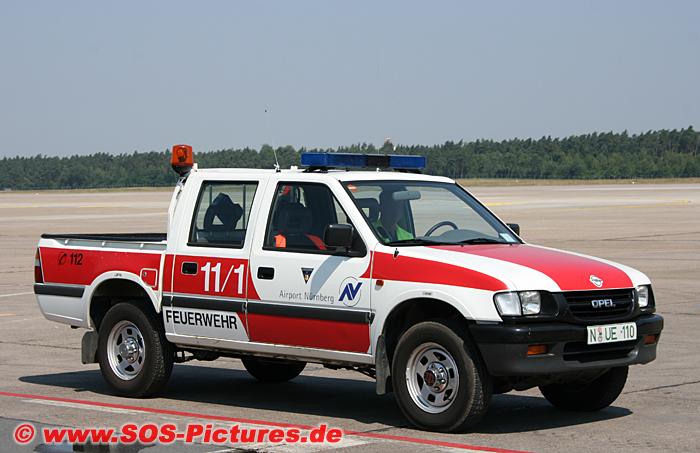 [außer Dienst] Florian Nürnberg Flughafen 11-01