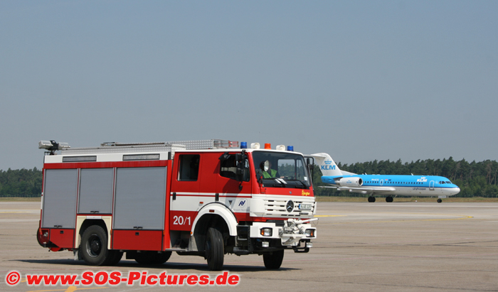 [außer Dienst] Florian Nürnberg Flughafen 20-01