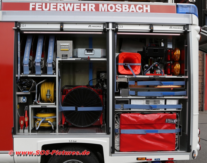 Florian Mosbach 01/40