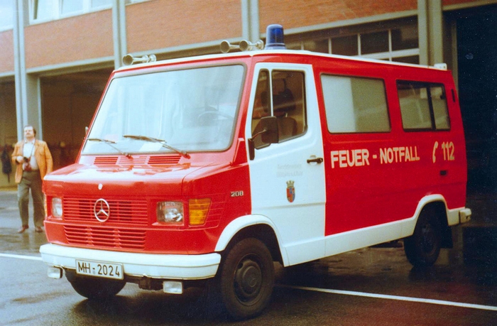 [außer Dienst] Florian Mülheim 10/85-01