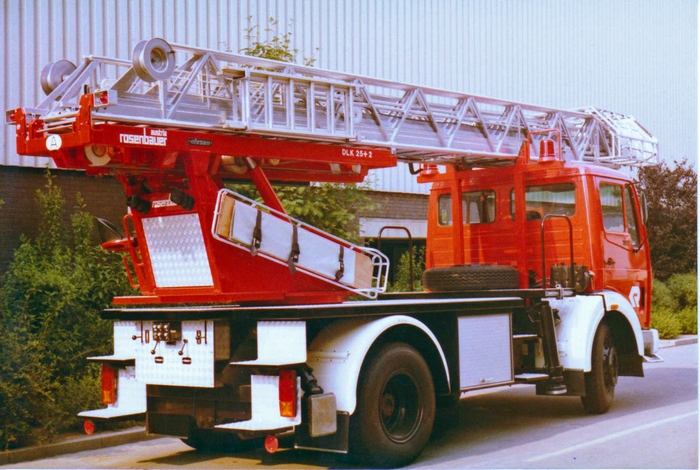 DL 25+2 - Mercedes Benz 1017 F - Rosenbauer