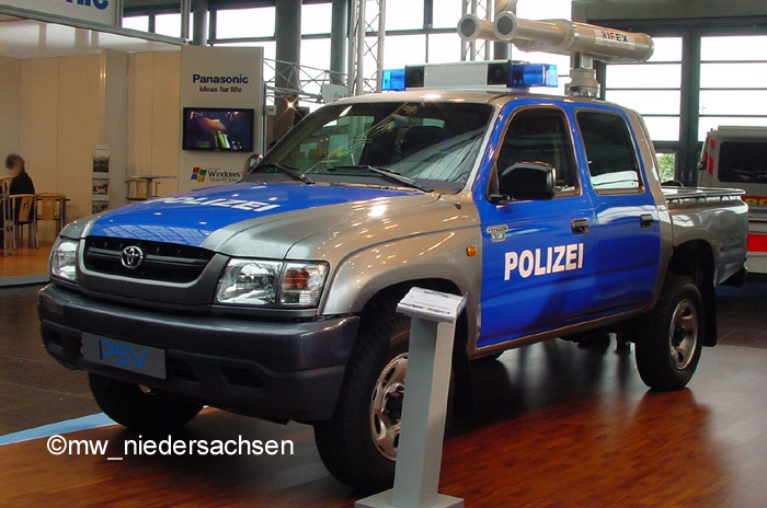 Wasserwerfer - Toyota Hilux